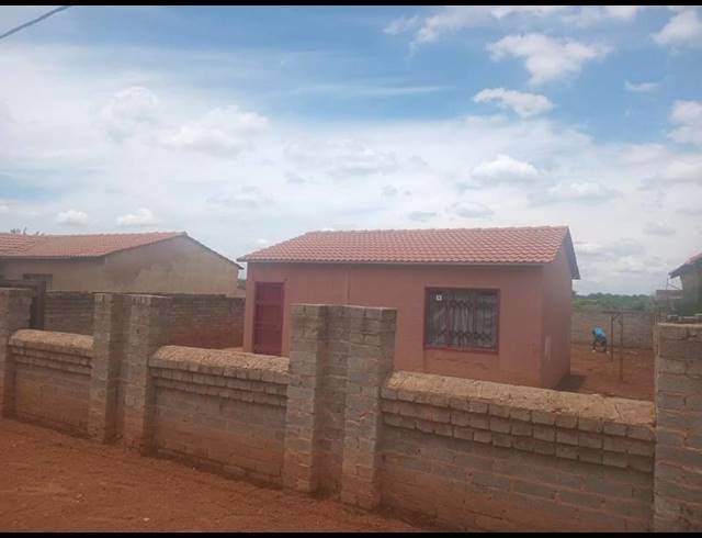 2 BEDROOM HOUSE FOR SALE IN SOSHANGUVE SOUTH